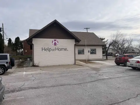 Bloomington Office/Retail Building For Lease