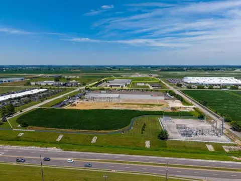 Subdividable Industrial Warehouse Facility