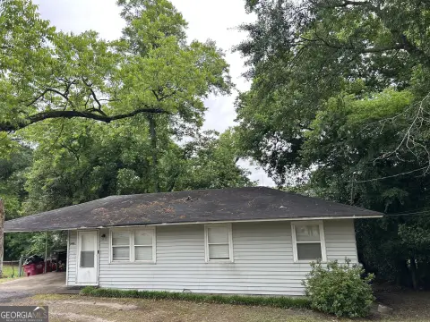 Tenant-Occupied 3BR/1BA Income Home