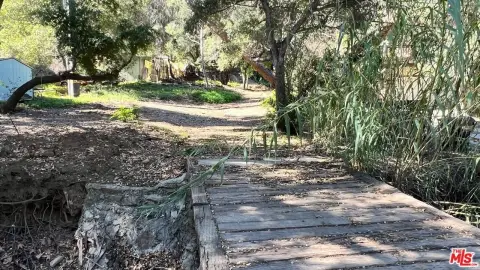 Topanga Land: Build Your Dream