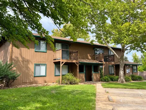 Fully Leased Quadplex