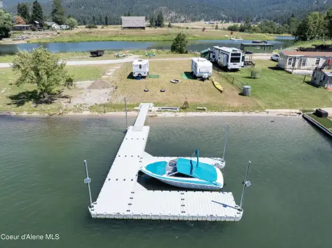 Waterfront Land on Pend Oreille River
