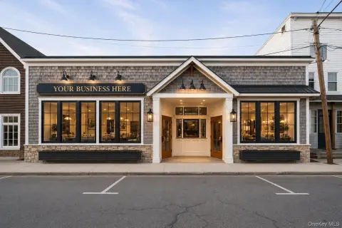 Prime Retail Space in Greenport