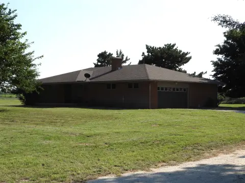 Fort Supply Farm with Large Shop