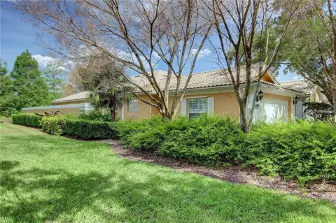 Half Duplex Home with Screened Patio