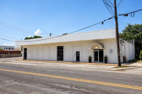 Updated End-Unit Office