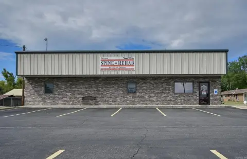 Mena, AR Commercial Building