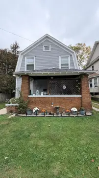 Duplex with Four-Stall Garage