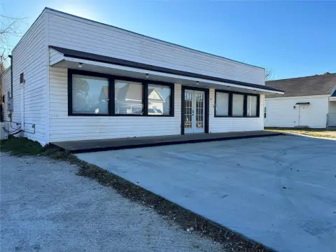 Retail Building with Apartments