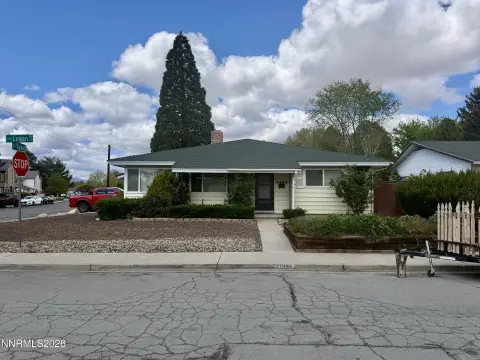 Updated Duplex in Sparks, NV