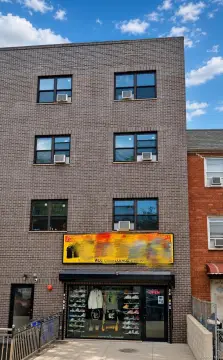 Modern Mixed-Use Building, Corona