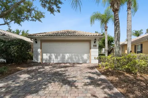 Half Duplex Home