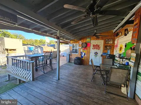 Seasonal Campground Lot With Covered Porch