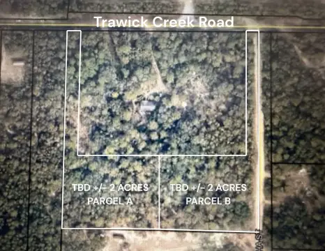 Land Parcel in Holt, Florida
