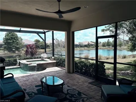 Furnished Villa with Screened Pool