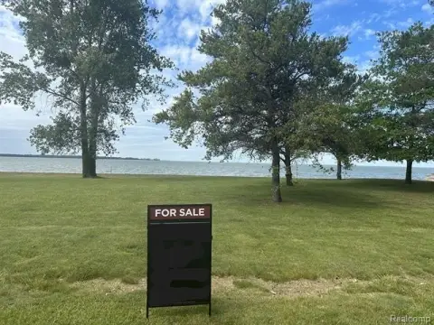 Lakefront Homesite in Pigeon, Michigan