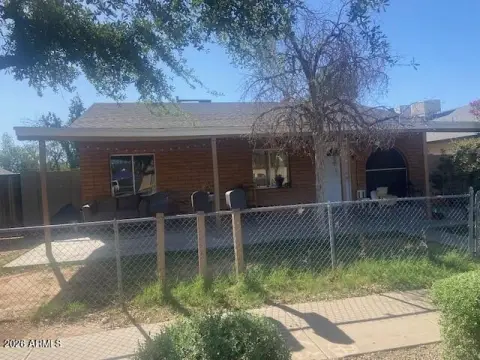 Updated Triplex in Glendale, Arizona