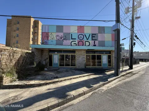 Downtown Lafayette Live-Work Opportunity