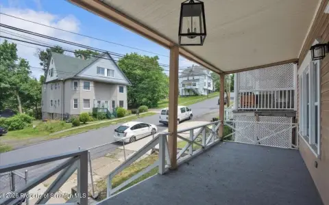3-Unit Triplex with Balcony