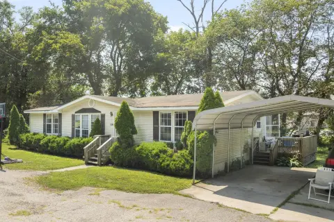 Multifamily Property with Detached Garage