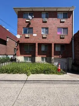 Turnkey 6-Unit Multifamily in Flushing