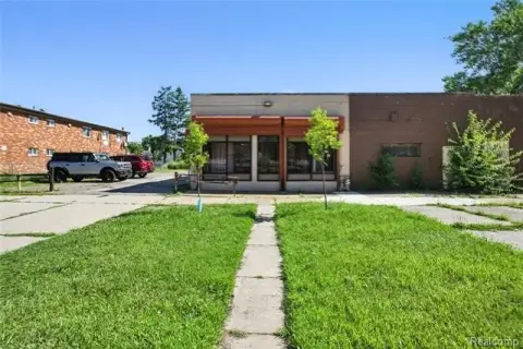 Updated Commercial Space in Detroit