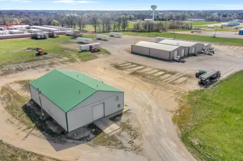 Versatile Commercial Building on Acreage