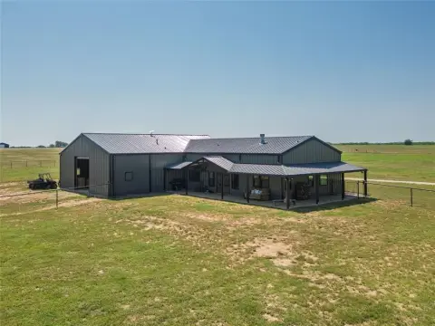 Equestrian Property with Barndominium
