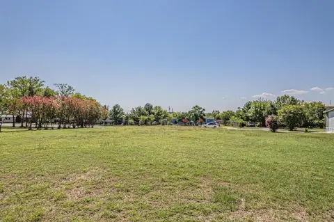 Residential Land in Flower Mound
