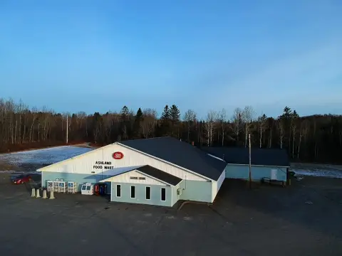 Grocery Store with Auxiliary Building