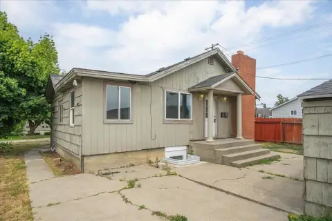 Duplex with Private Entrances
