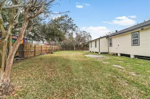 Residential Lot in Algiers