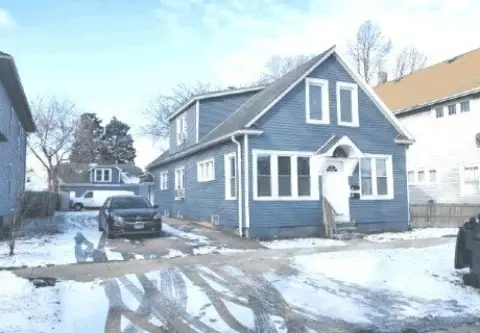 Renovated Two-Unit Bungalow