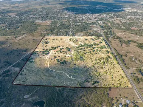 Versatile Acreage in Breckenridge, Texas