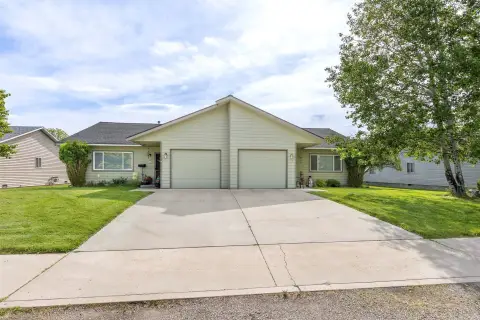 Hamilton Duplex Near Downtown