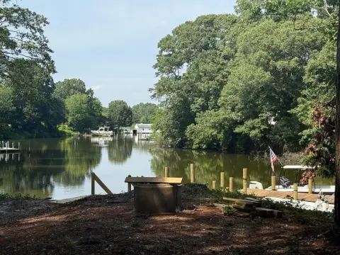 Waterfront Land on Dymer Creek