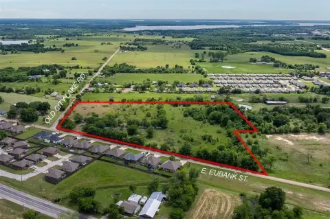 Mabank Acreage within City Limits