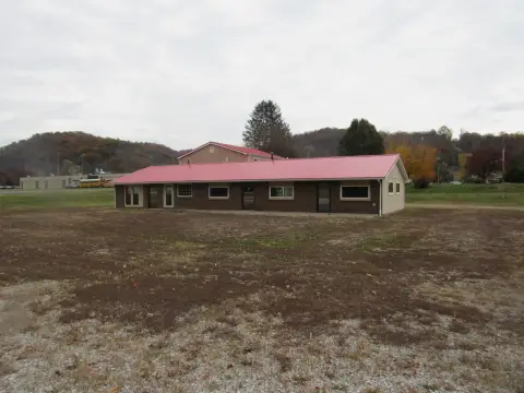 Restaurant Building with Kitchen Space