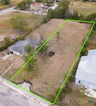 Residential Land in Seguin, TX