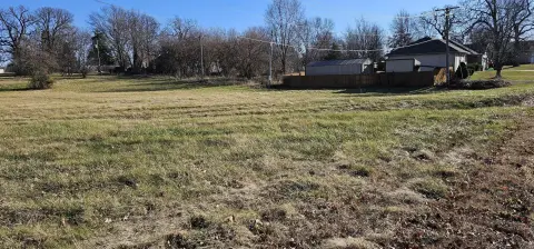 Residential Land in Mt Vernon