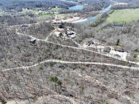 Land in Desirable Van Buren