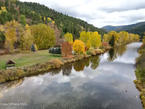 Buildable River-Access Land Parcel