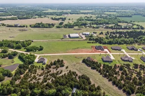 Guthrie, OK Acreage Homesite