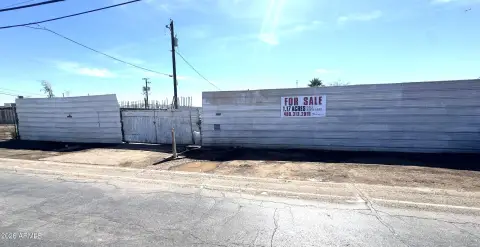 Phoenix Land Near I-17, I-19