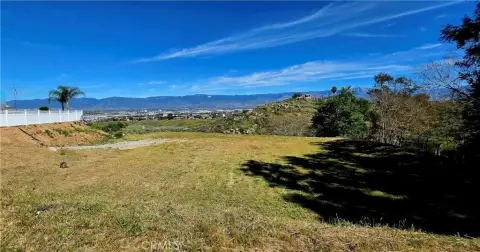 Grand Terrace Land with City Views
