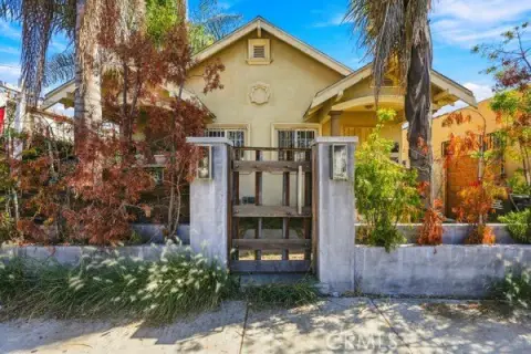 4-Unit Quadplex