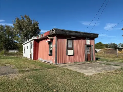 Main Street Commercial Property, Clarksville