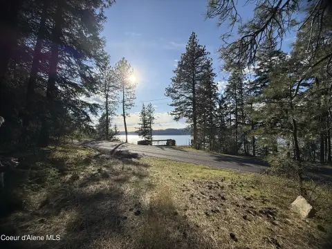 Lake Coeur d'Alene Waterfront Land