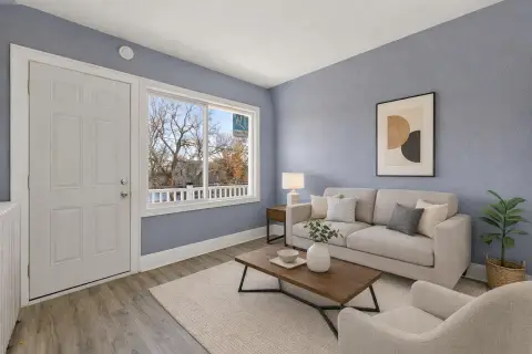 Refreshed Duplex Near Columbia Park