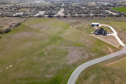 Residential Land in Piedmont, OK